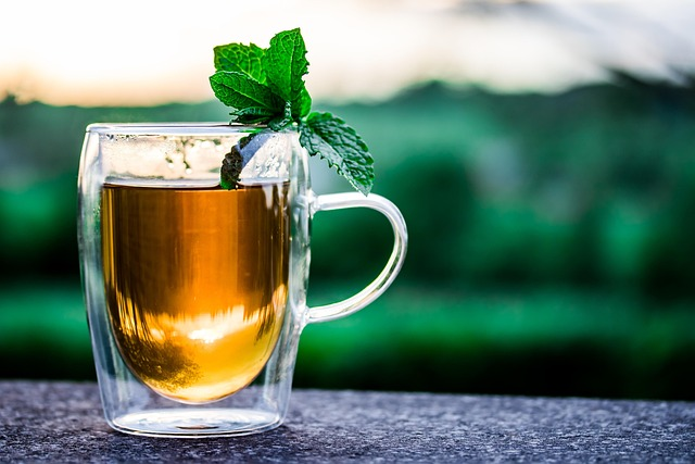 Natural Remedies for Allergies: Safe Relief & Care 3 Herbal tea for allergy treatment