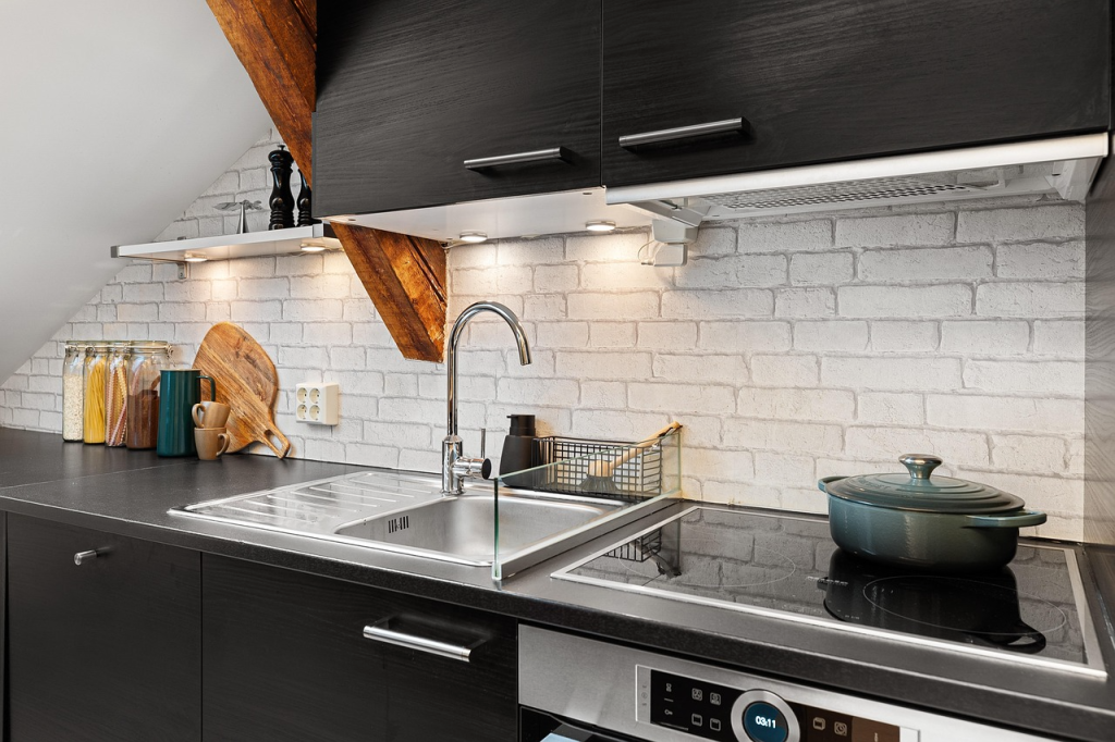 Sink cleaning matters