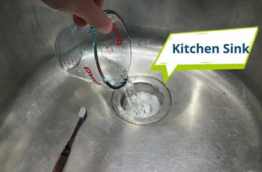 How to Clean a Kitchen Sink Naturally at Home